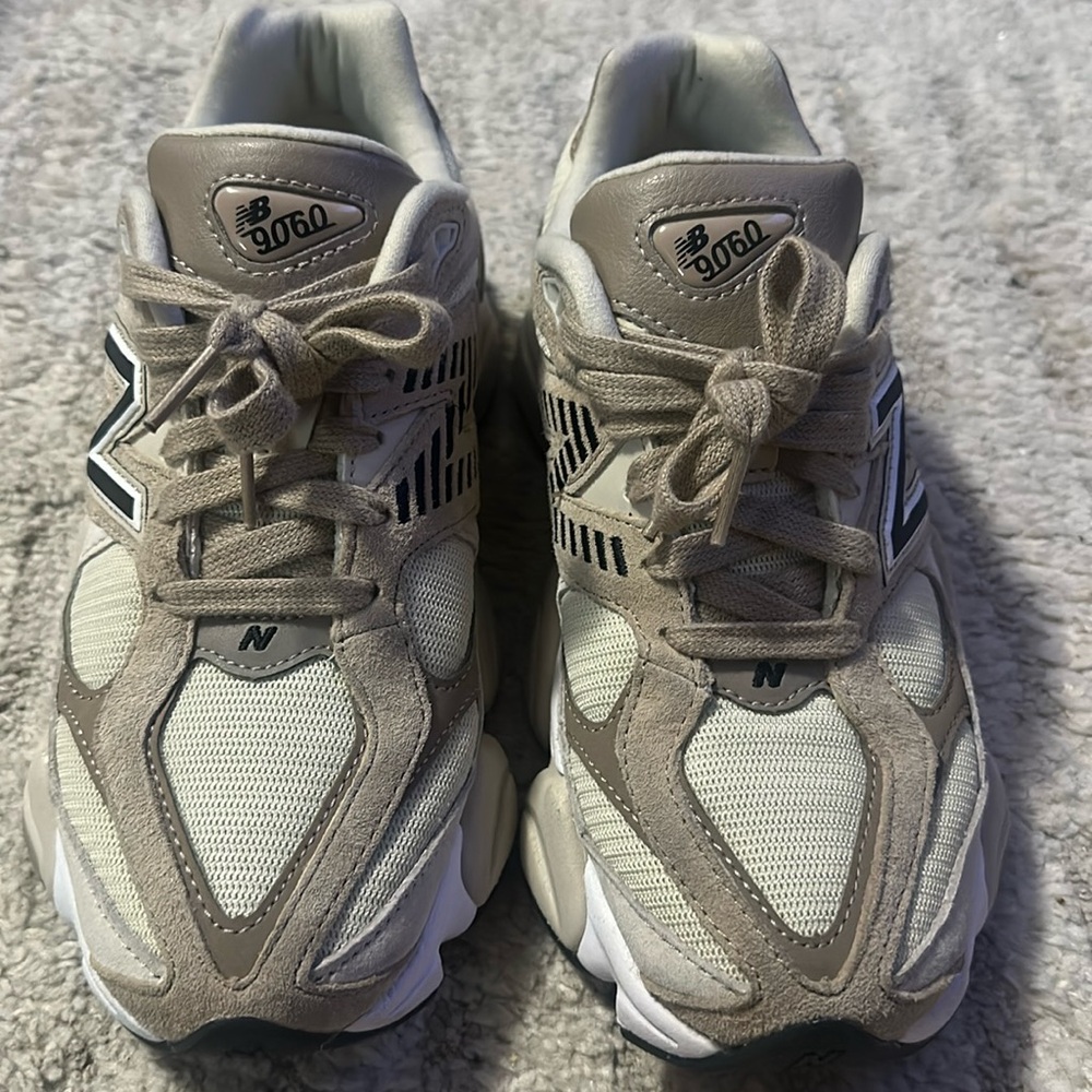 New Balance 9060 - Picture 6 of 6